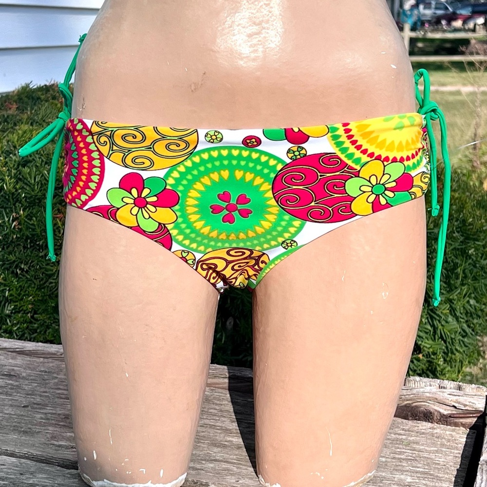 - Envya S Retro Print Ruched Bikini Bottom! NEW!!